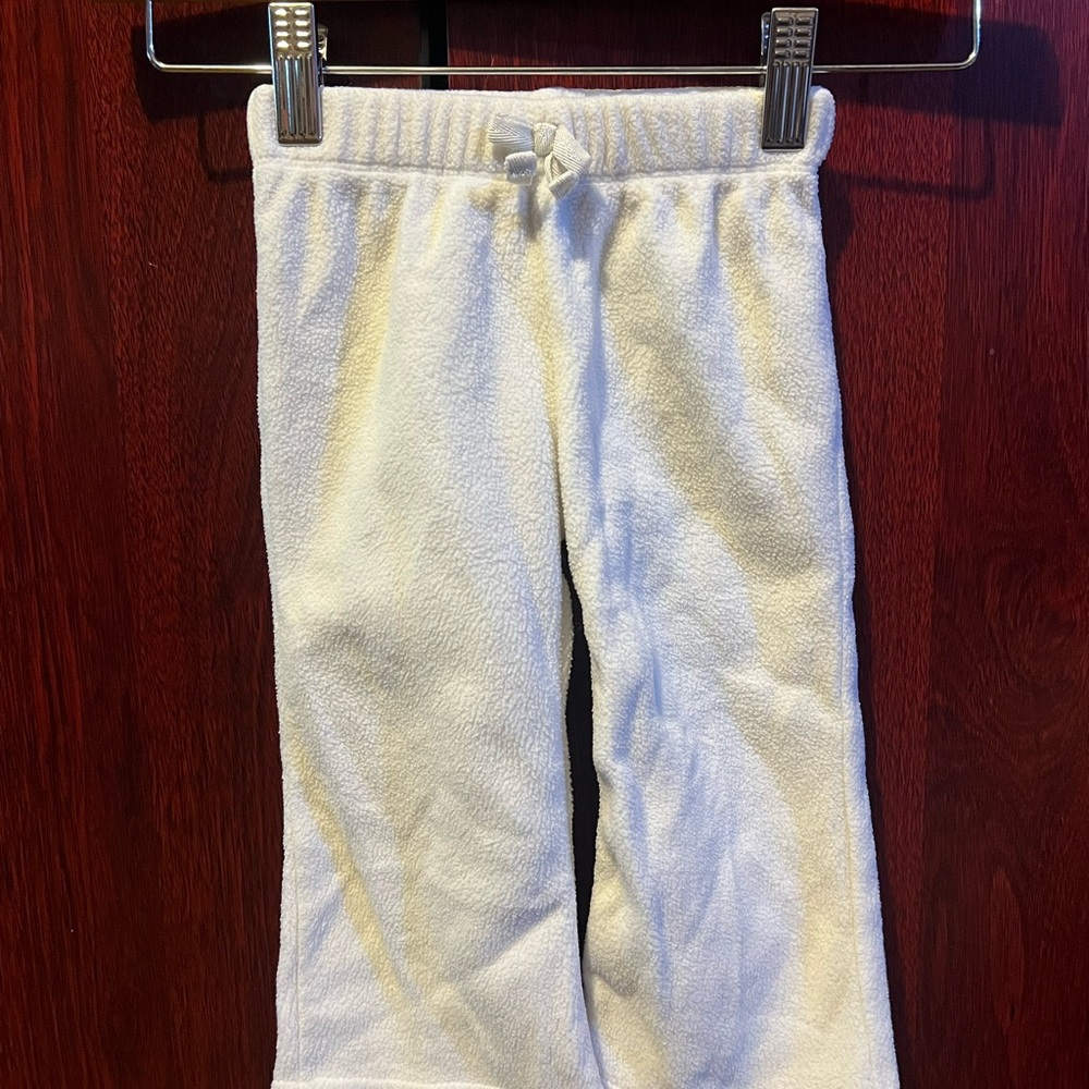 Place Plush White Baby pants